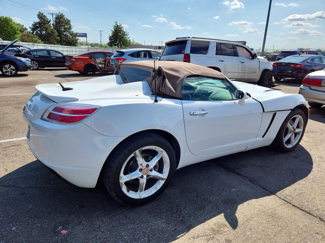 2007 Saturn Sky VIN 1G8MG35X67Y141584 photo 3