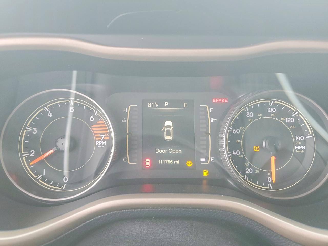 2017 Jeep Cherokee VIN 1C4PJLABXHW540915 photo 9