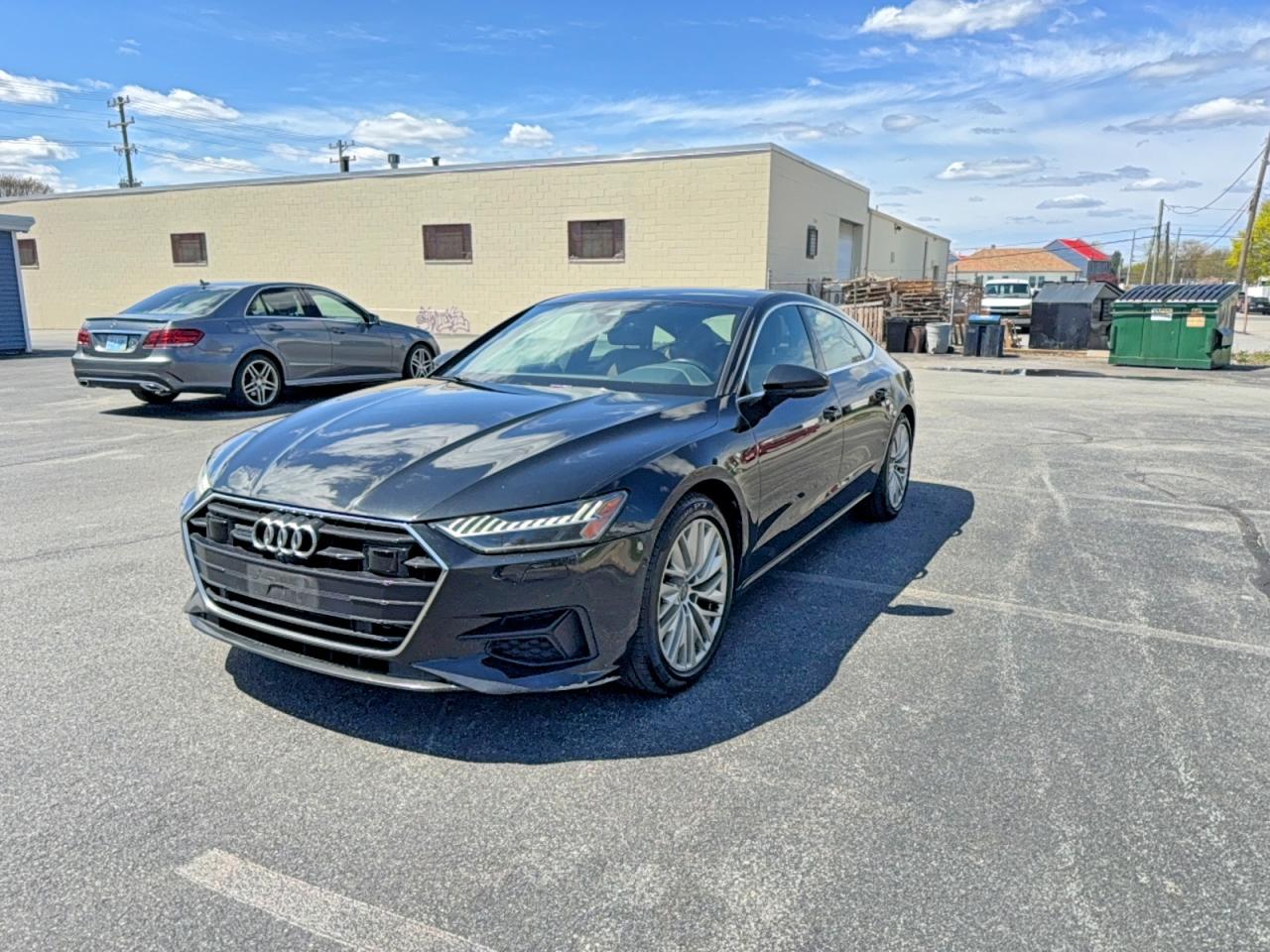 2019 Audi A7 VIN WAUR2AF25KN053408 photo 2