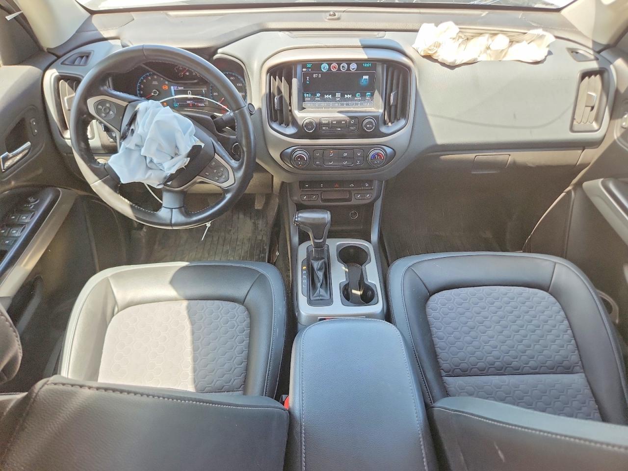2017 Chevrolet Colorado VIN 1GCGTDEN4H1282683 photo 8