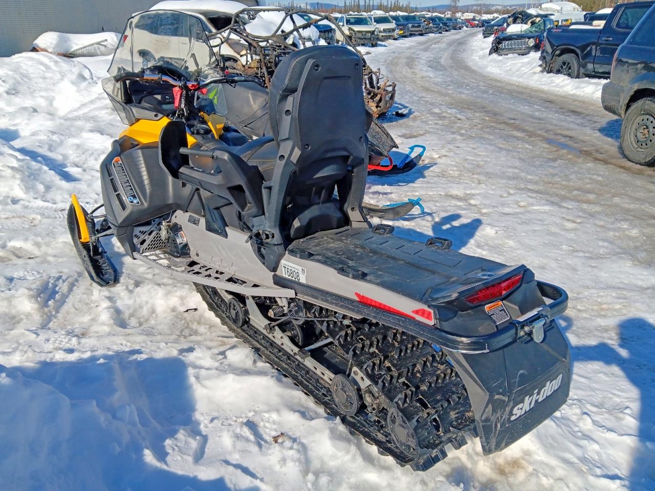 2023 SKID Expedition VIN YH2SKAPB8PR000476 photo 3