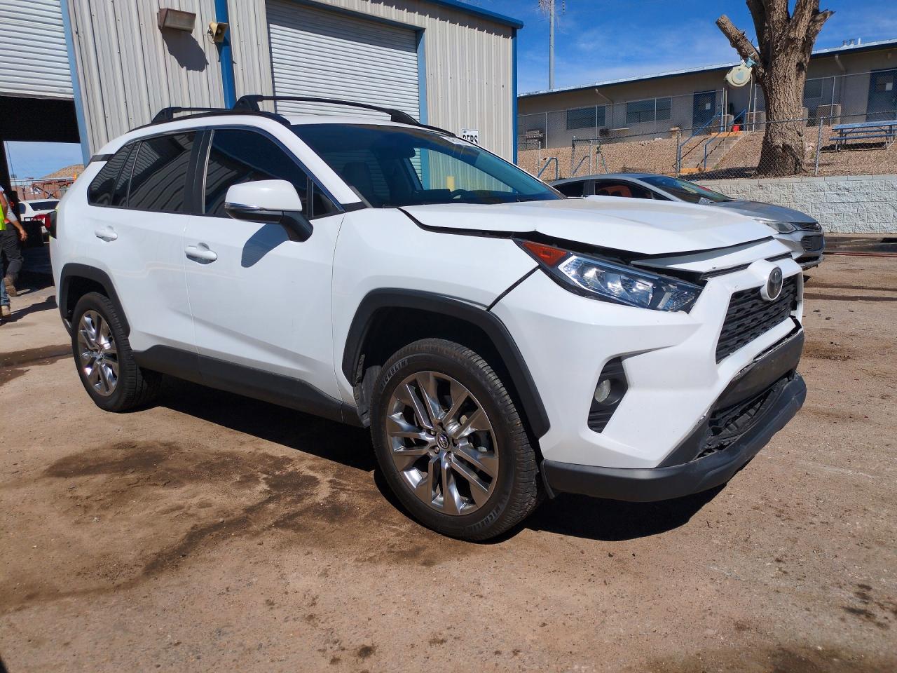 2020 Toyota Rav4 VIN 2T3C1RFV1LW068468 photo 4