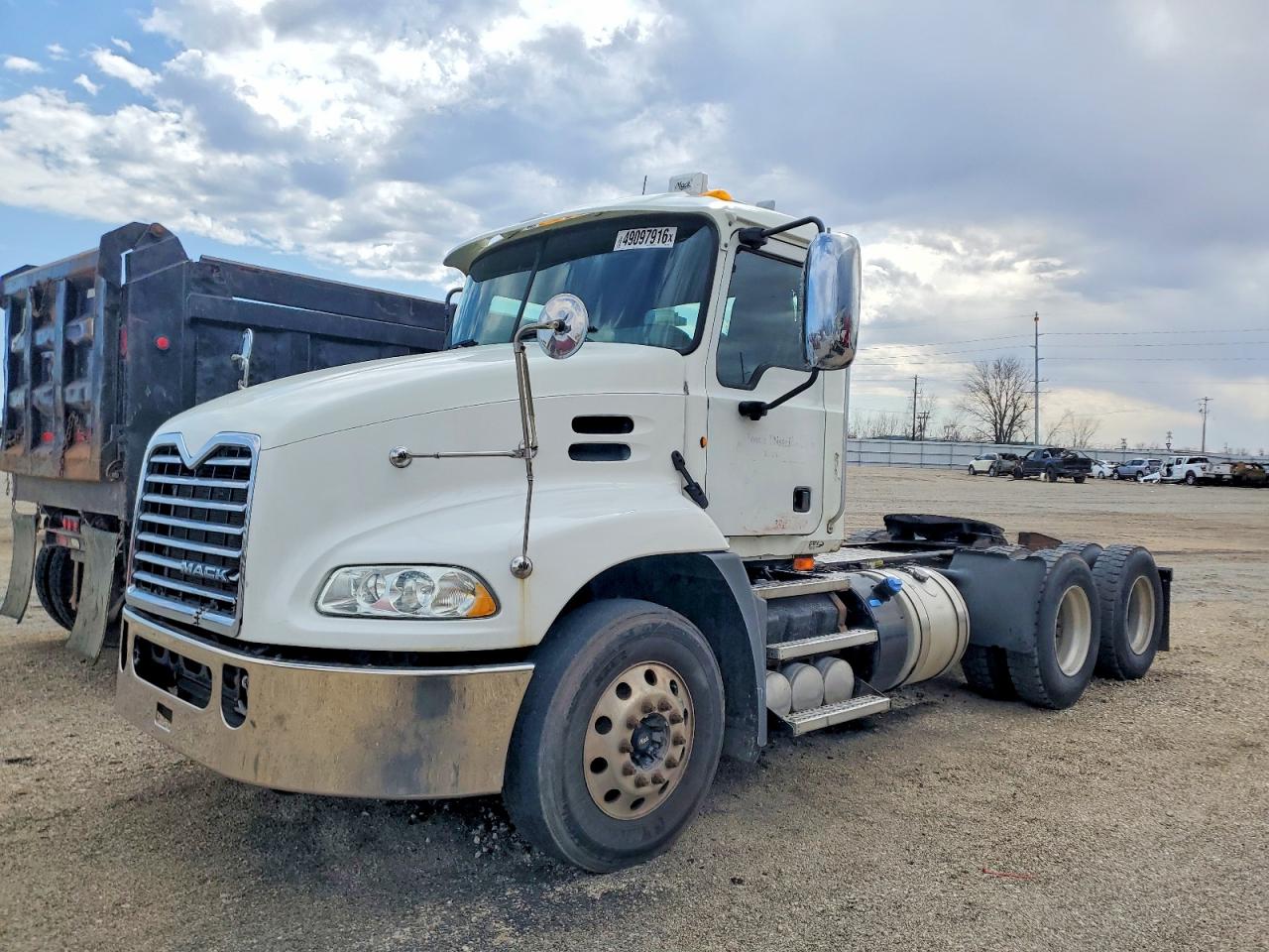 2014 MACK All other VIN 1M1AW09Y0EM042860 photo 2