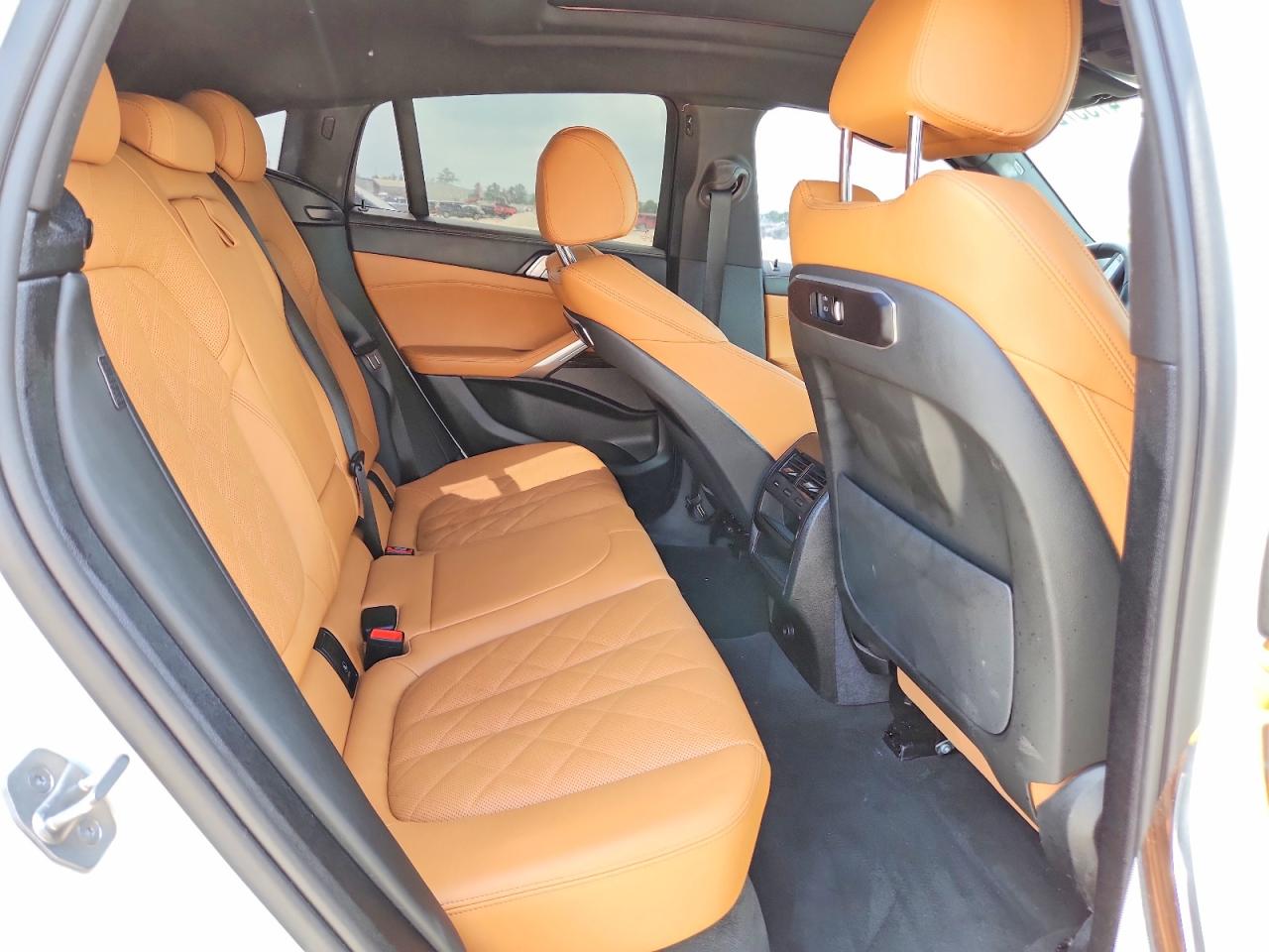 2026 BMW X6 VIN 5UX33EX08T9277372 photo 10
