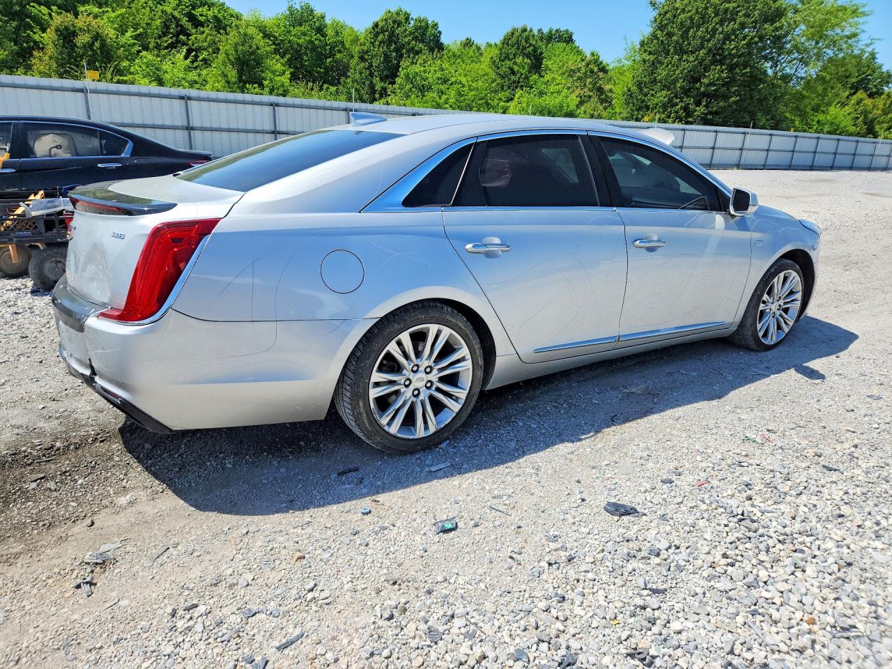 2018 CADILLAC Xts VIN 2G61M5S30J9144946 photo 3