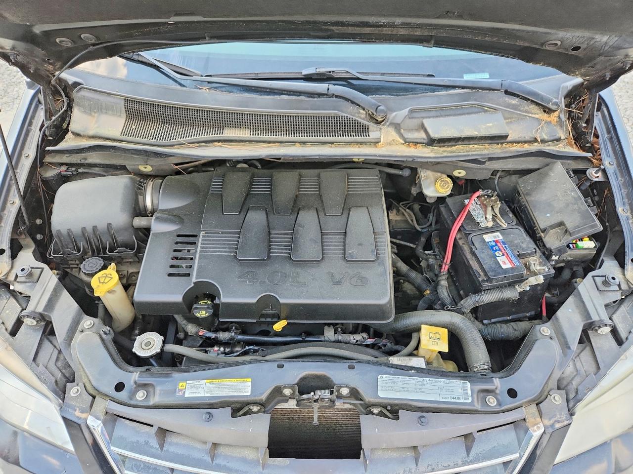 2010 Chrysler Minivan VIN 2A4RR8DX5AR368419 photo 12