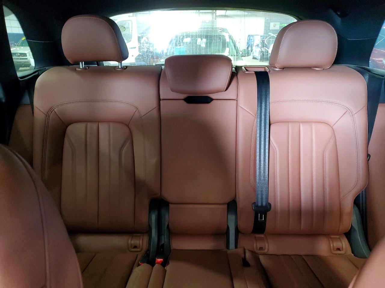 2024 Audi Q5 VIN WA1ABAFY5R2082658 photo 10