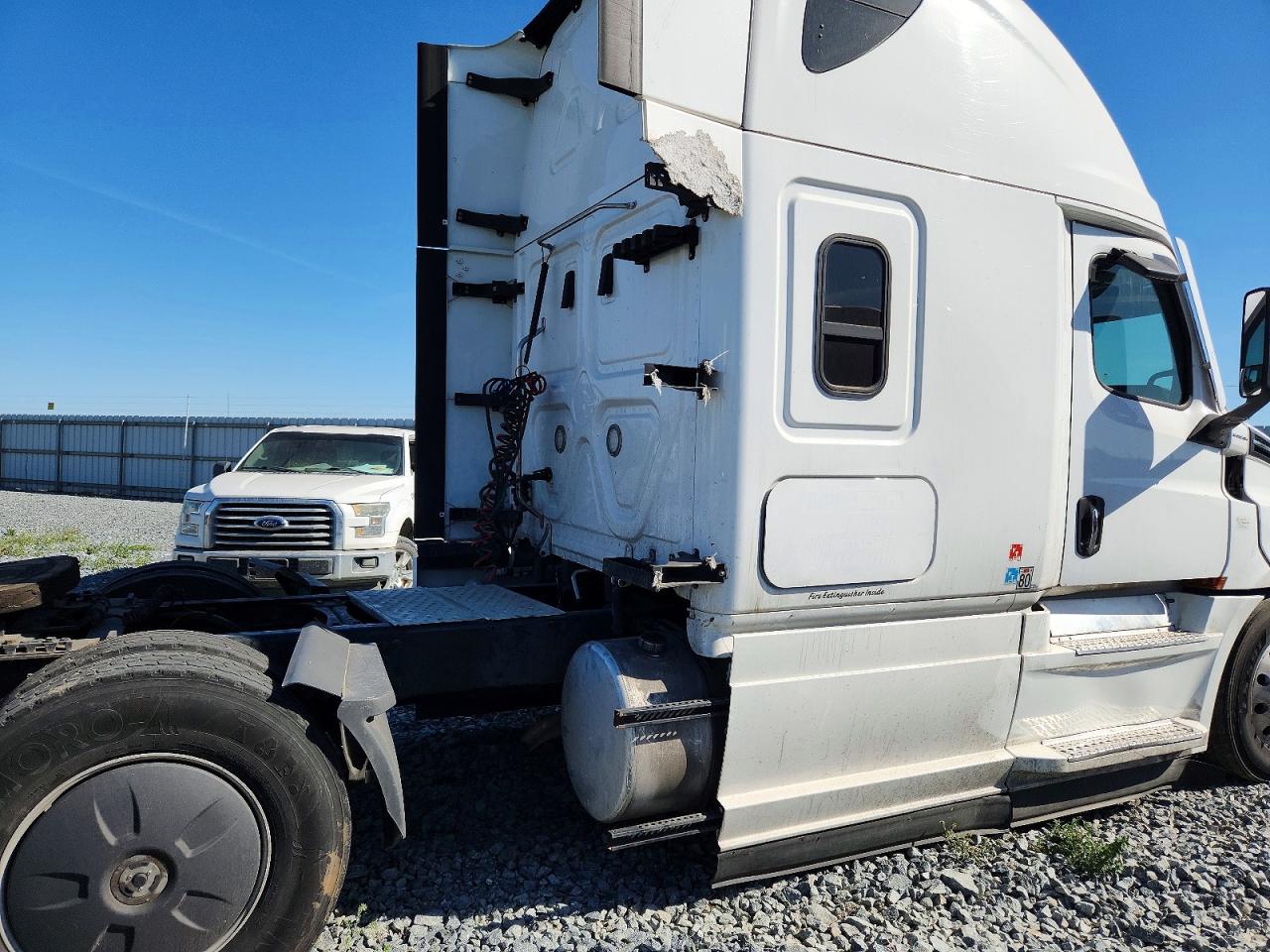 2020 FREIGHTLINER All other VIN 3AKJHHDR3LSMF1116 photo 9