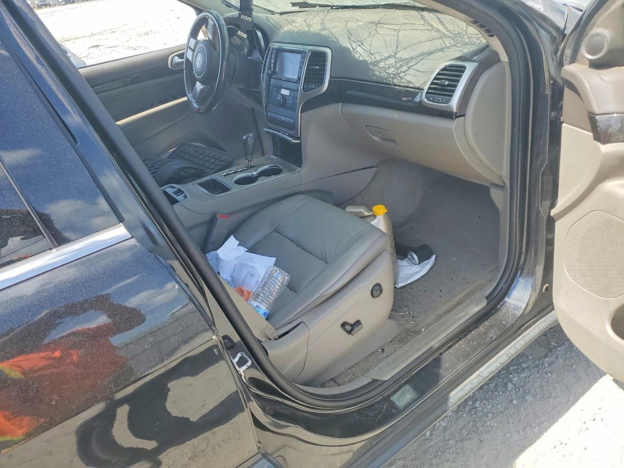 2012 Jeep Cherokee VIN 1C4RJFAG7CC290274 photo 8