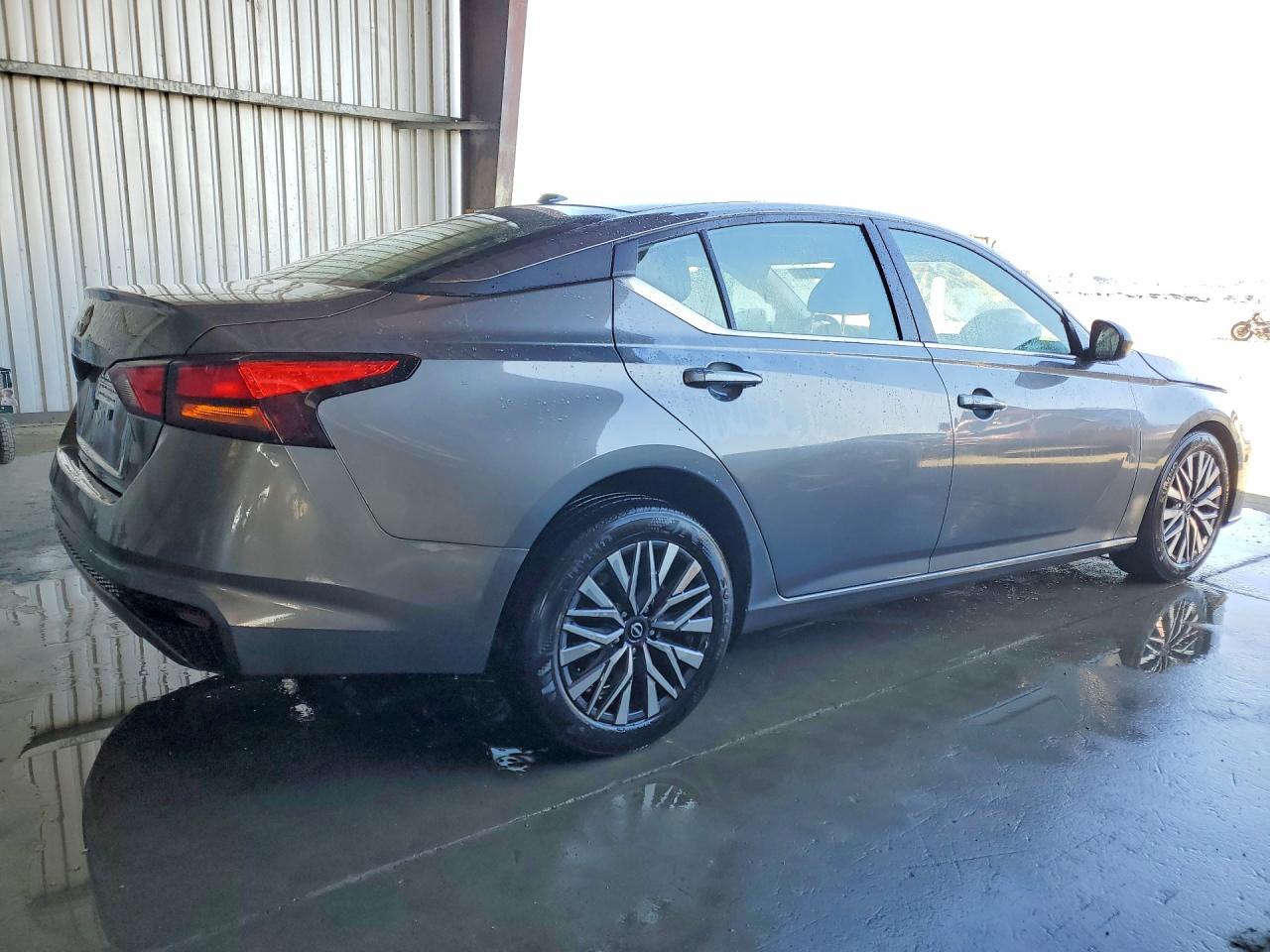 2026 Nissan Altima VIN 1N4BL4DVXTN323353 photo 3