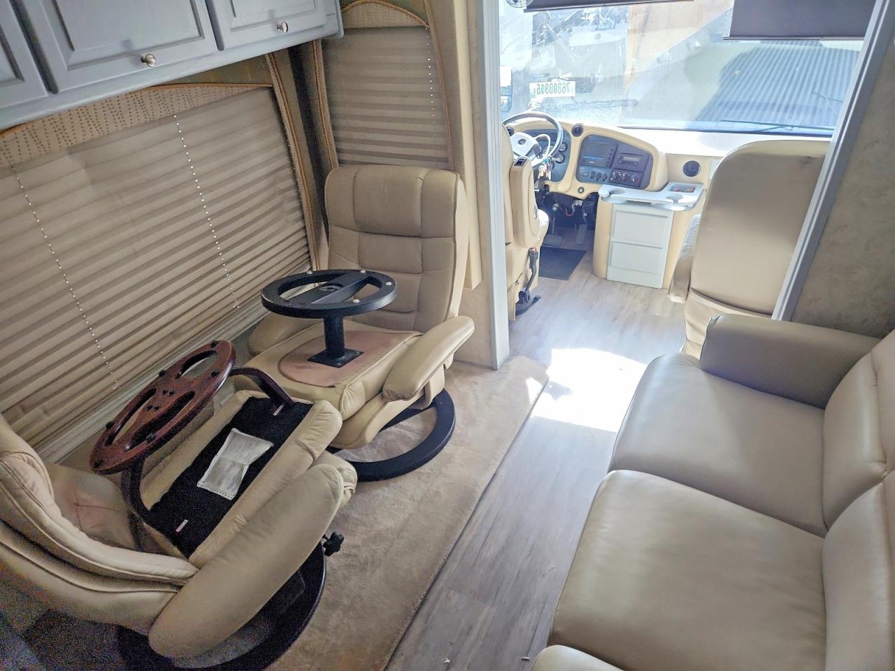 2006 FREIGLINER All other VIN 4UZAB2DC06CW98661 photo 5