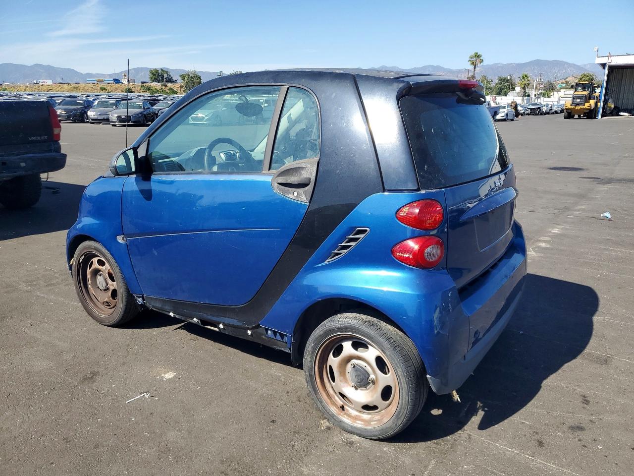 2008 SMART Fortwo VIN WMEEJ31X68K159803 photo 2