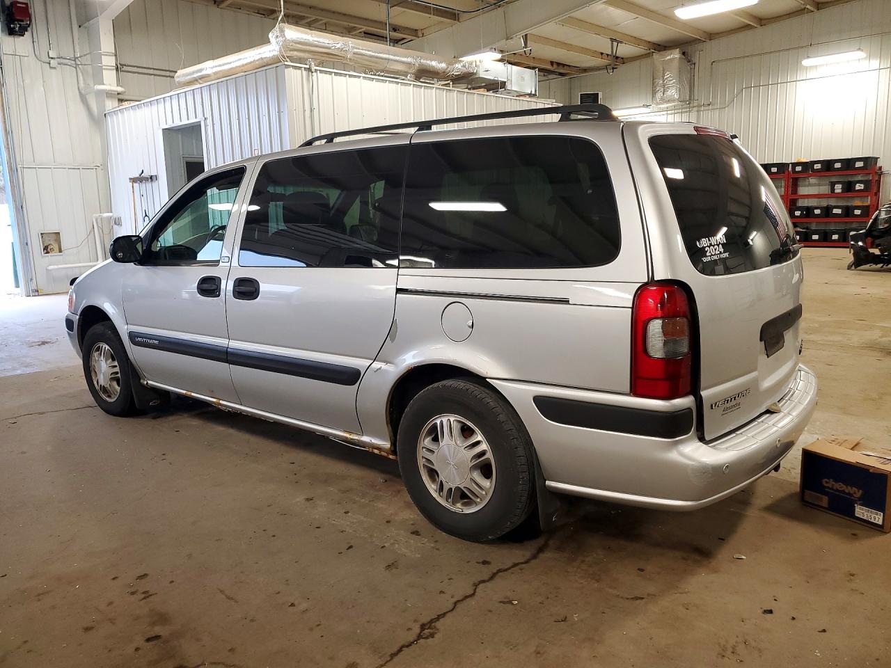 2002 CHEV Venture VIN 1GNDX03E82D197409 photo 2