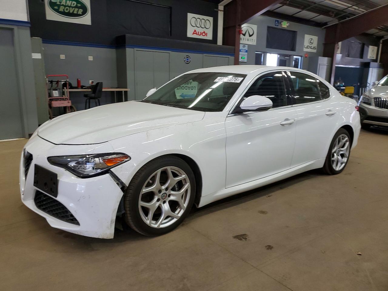 2018 Alfa Giulia VIN ZARFAECN6J7581451 photo 1