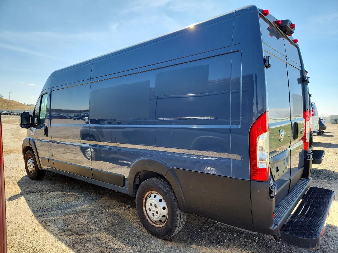 2021 Ram Promaster VIN 3C6FRVJG4ME501129 photo 2