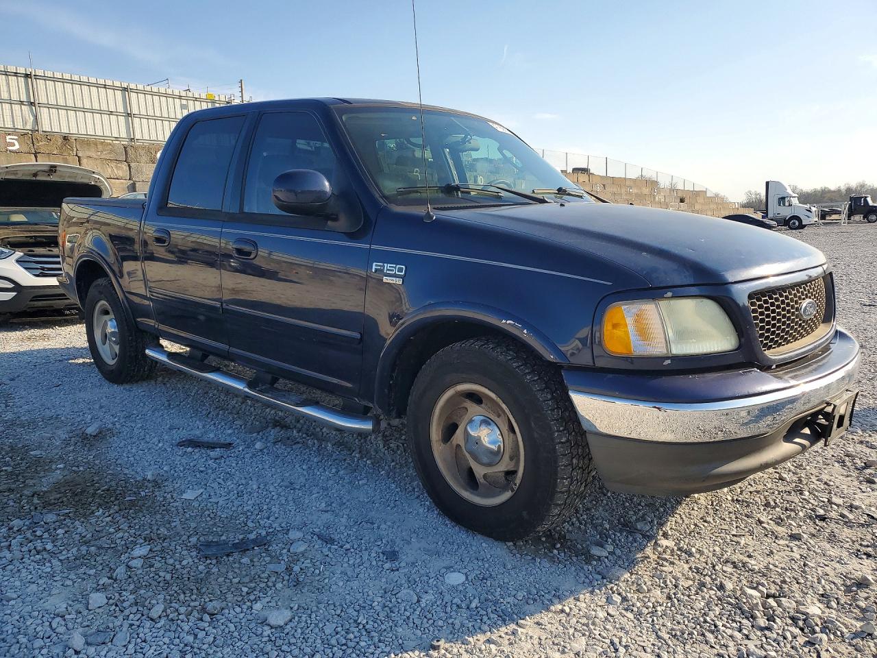 2003 Ford F150 VIN 1FTRW07L03KD05173 photo 4