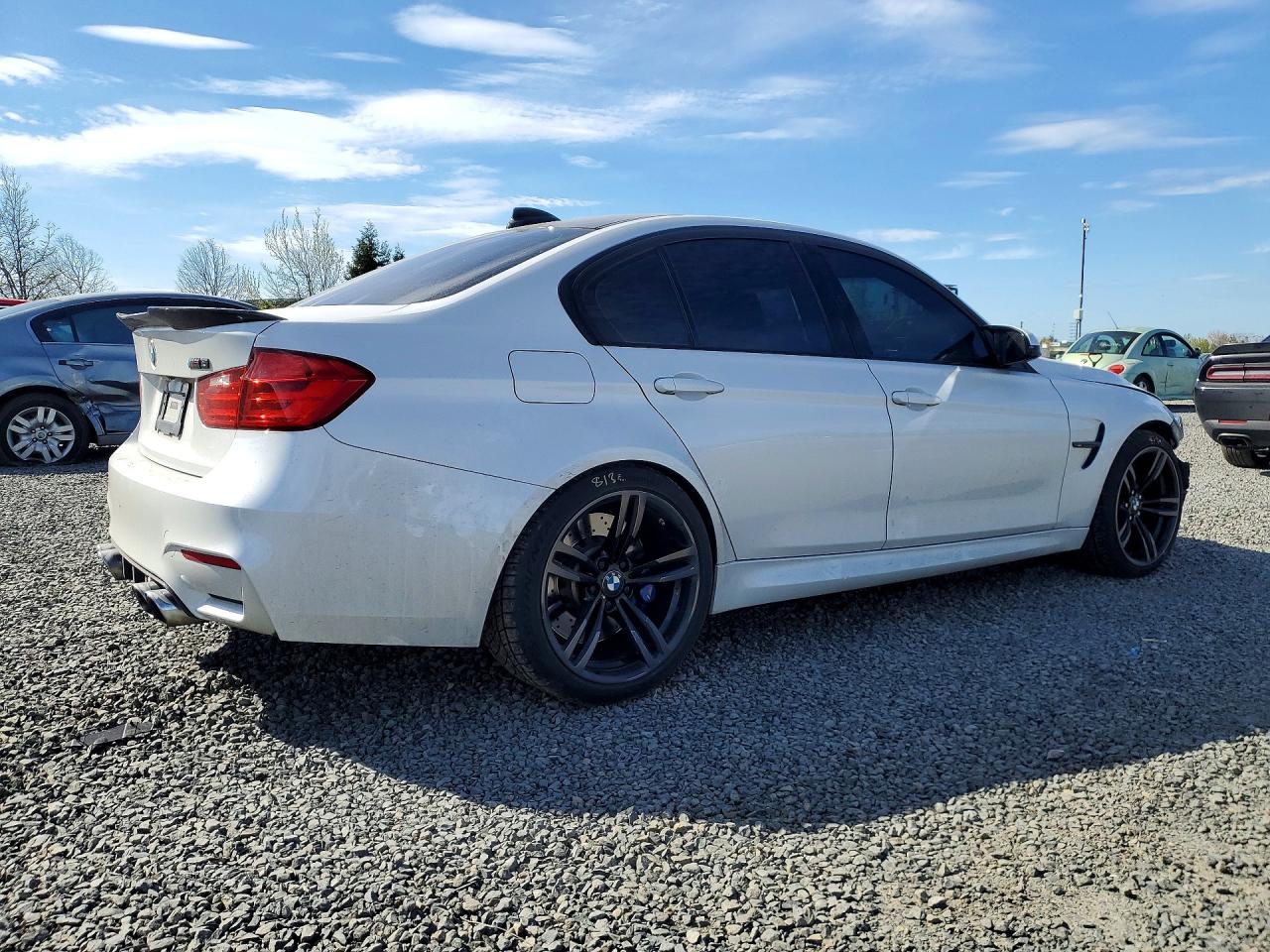 2015 BMW M3 VIN WBS3C9C59FP803382 photo 3