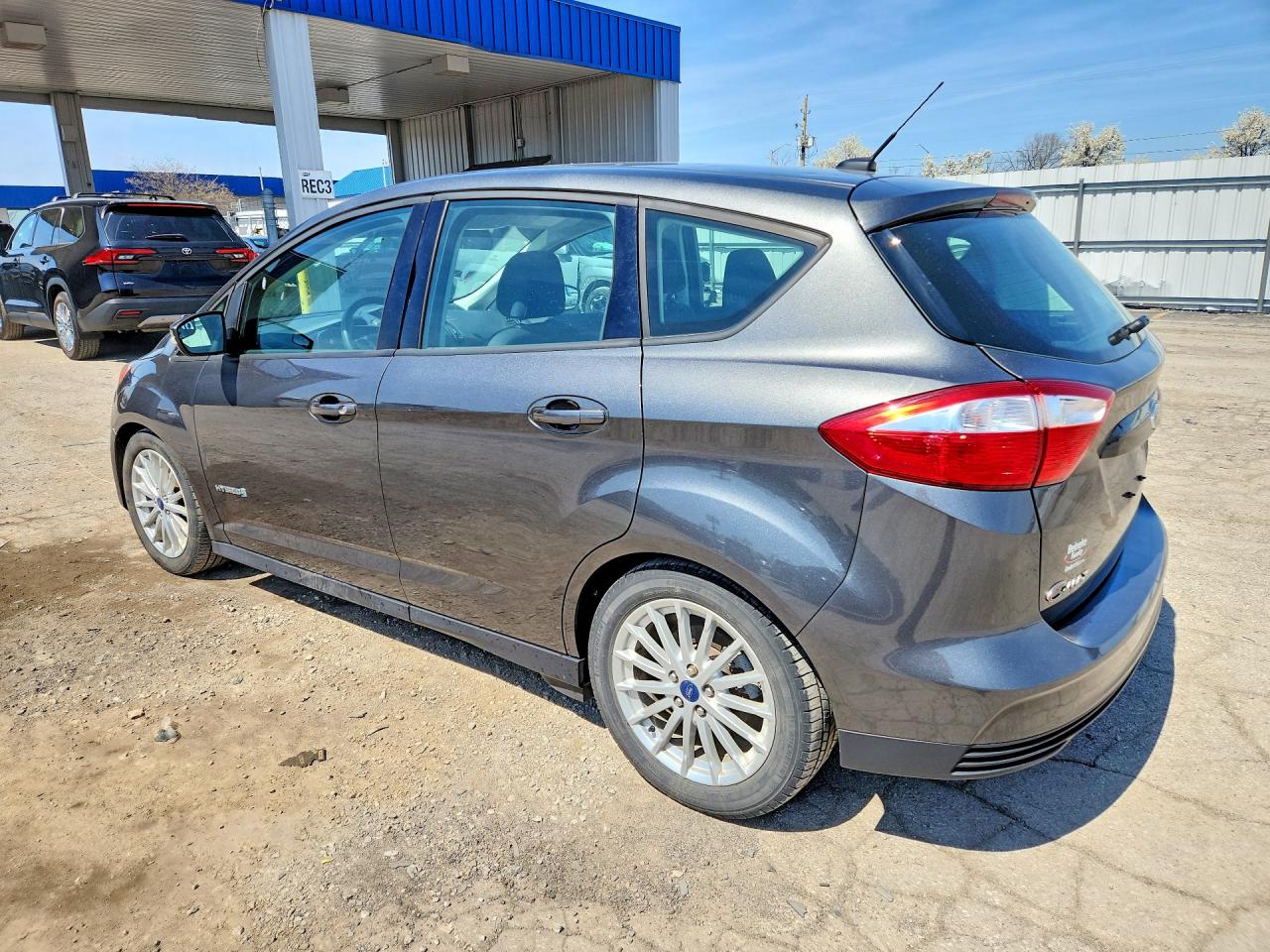 2016 Ford Cmax VIN 1FADP5AU9GL120339 photo 2