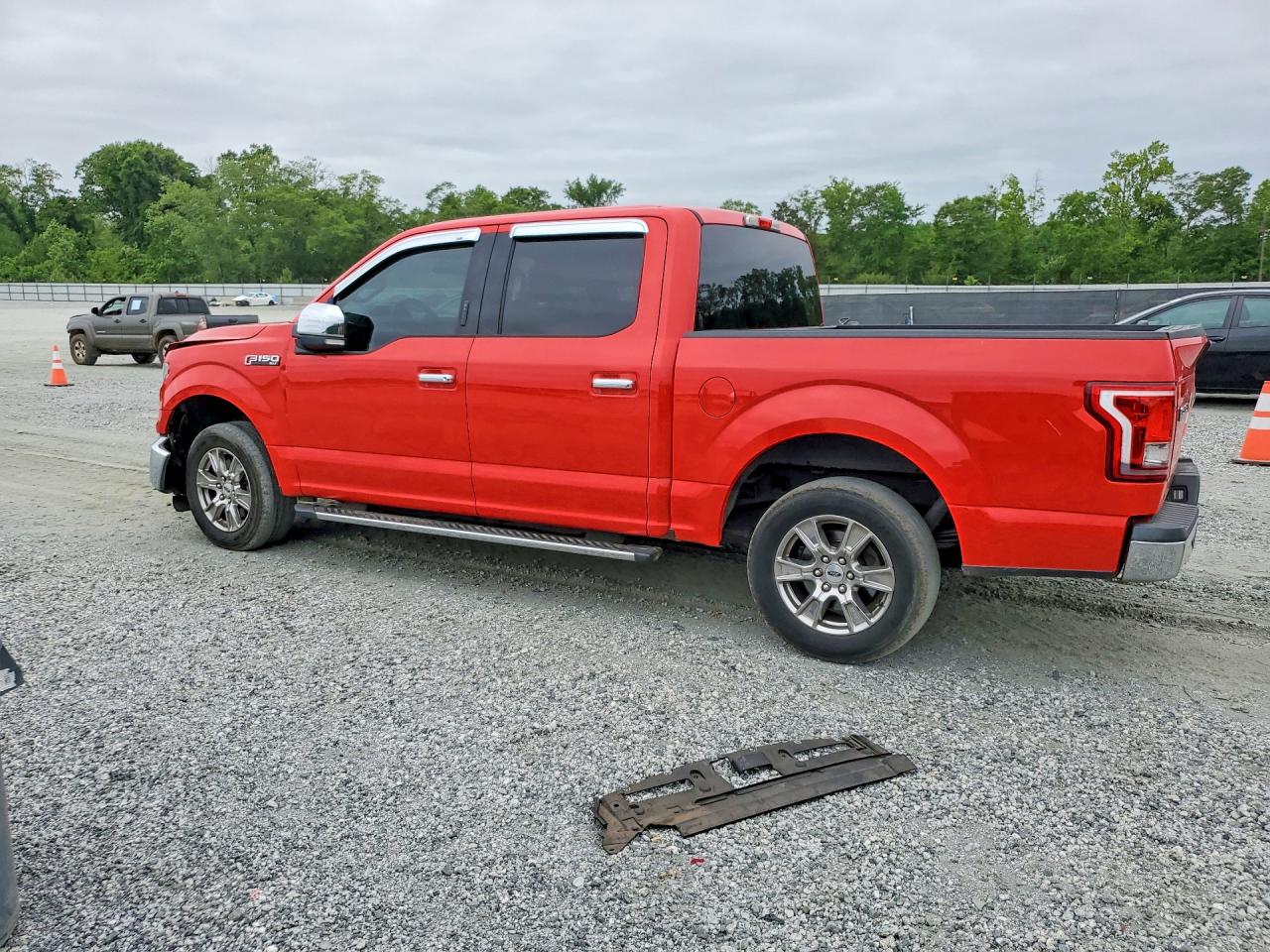 2015 Ford F150 VIN 1FTEW1C85FFB94624 photo 2
