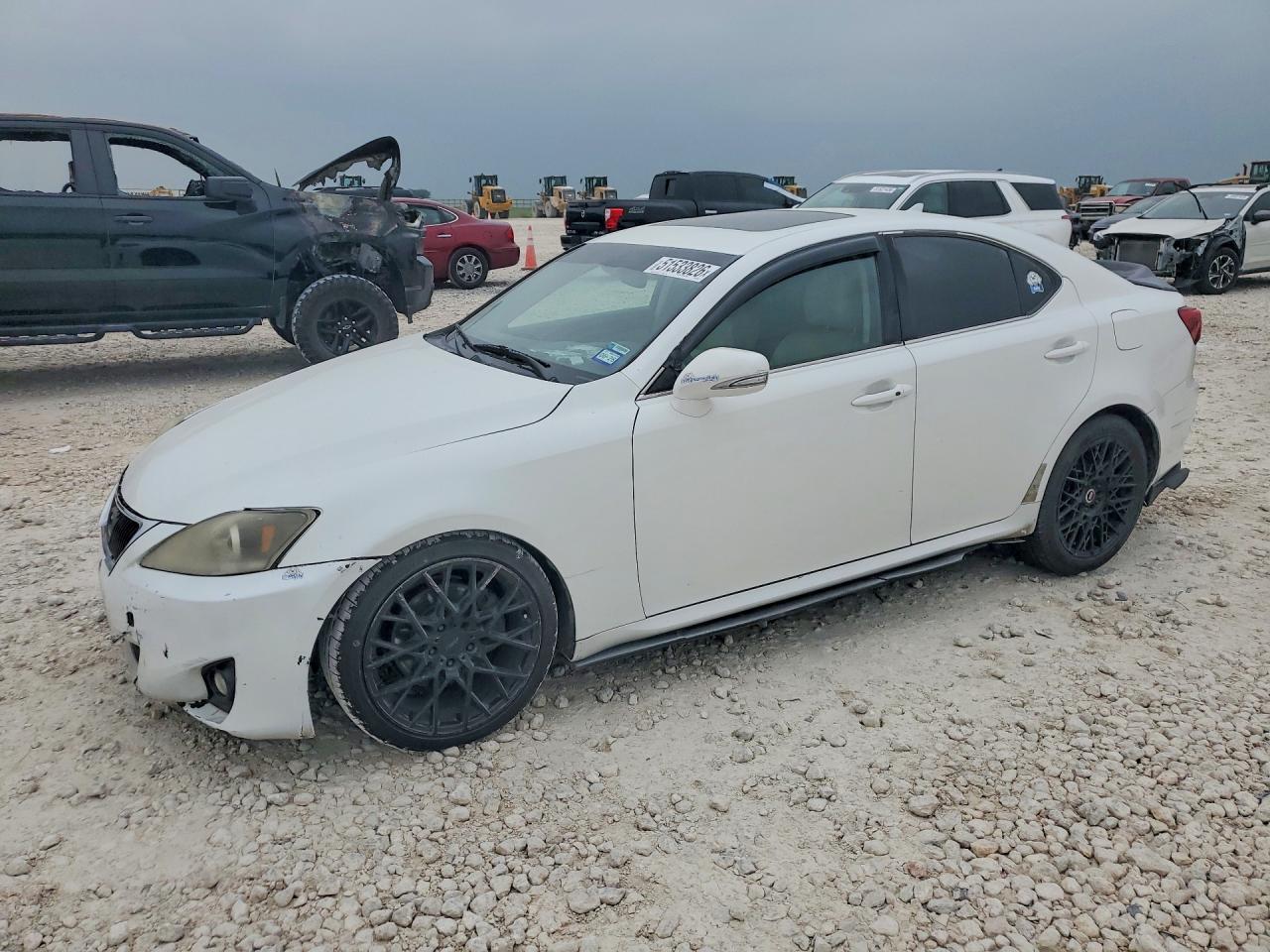 2011 LEXUS Is VIN JTHBF5C24B5135083 photo 1