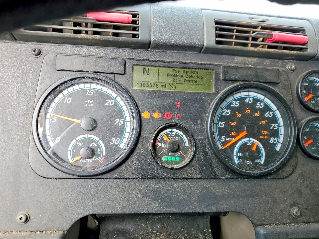2015 FREIGHTLINER All other VIN 3AKJGLD58FSGC9452 photo 8