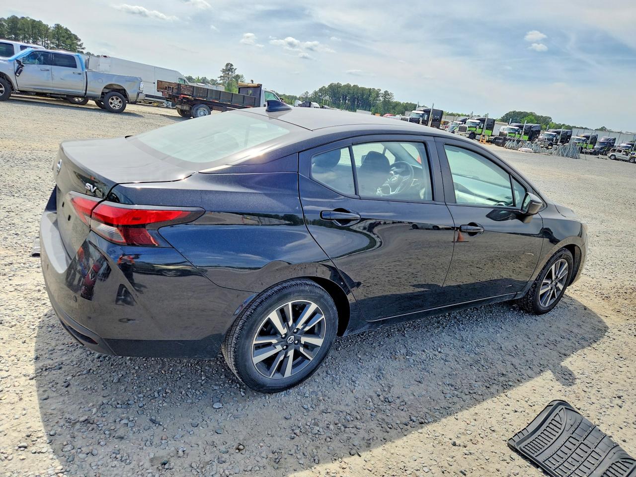 2021 Nissan Versa VIN 3N1CN8EV8ML852514 photo 3