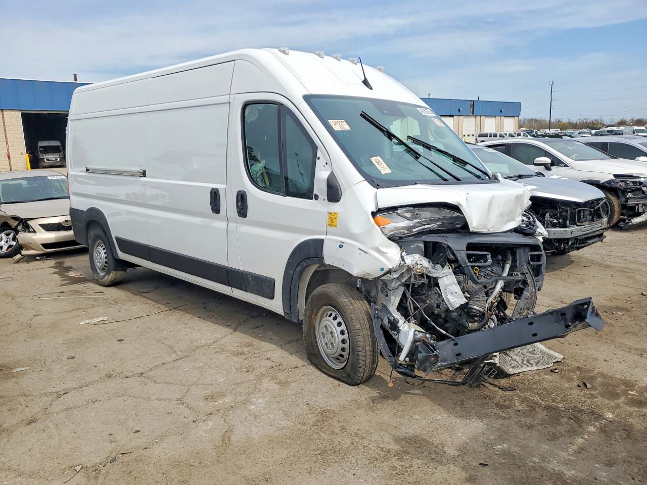 2025 Ram Promaster VIN 3C6MRVHG7SE550139 photo 4