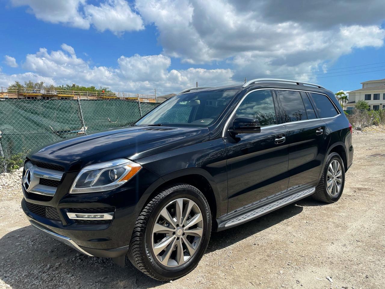 2014 Mercedes-Benz Gl-class VIN 4JGDF7CE1EA320957 photo 2