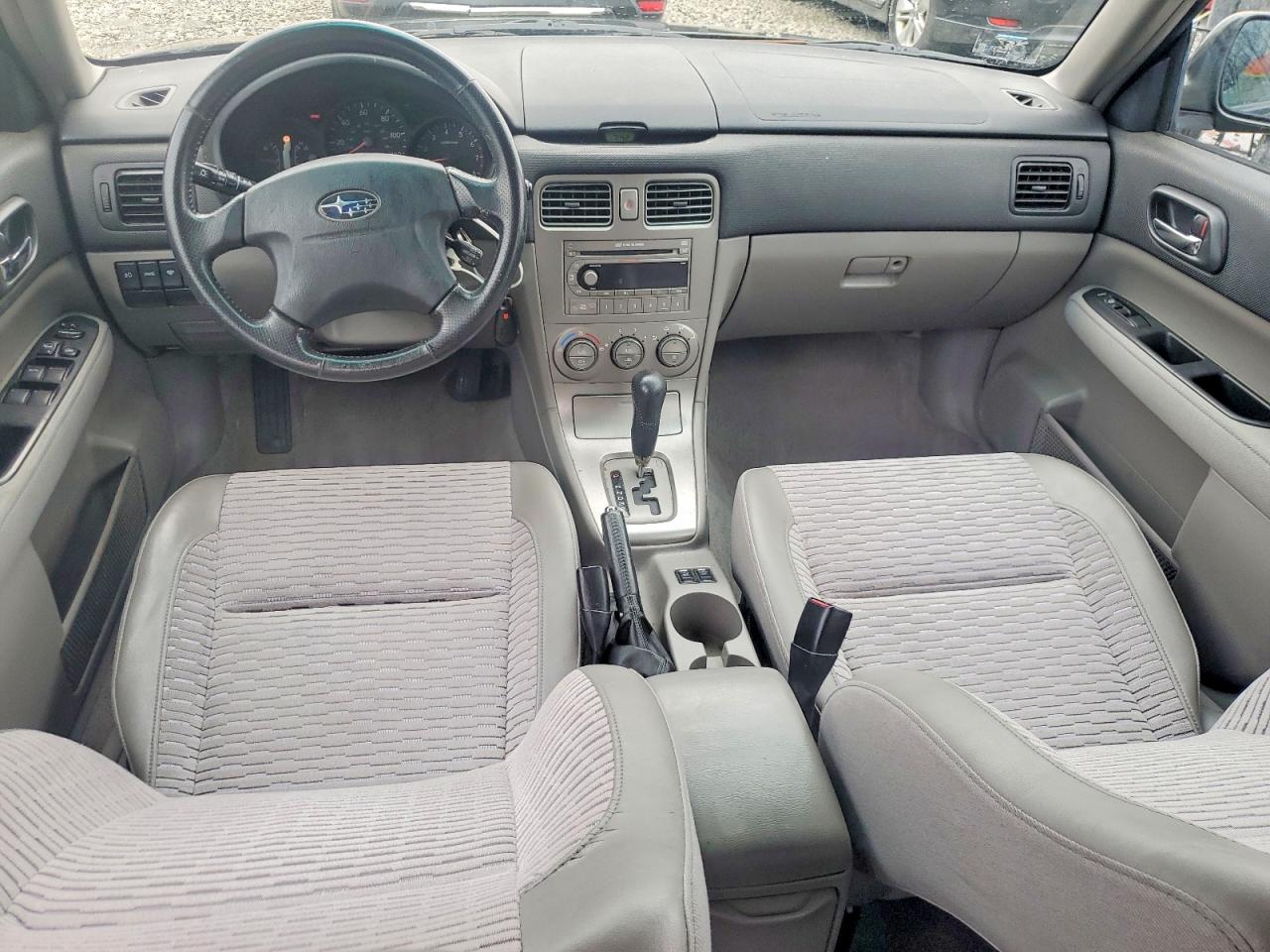 2004 Subaru Forester VIN JF1SG65664H748267 photo 8