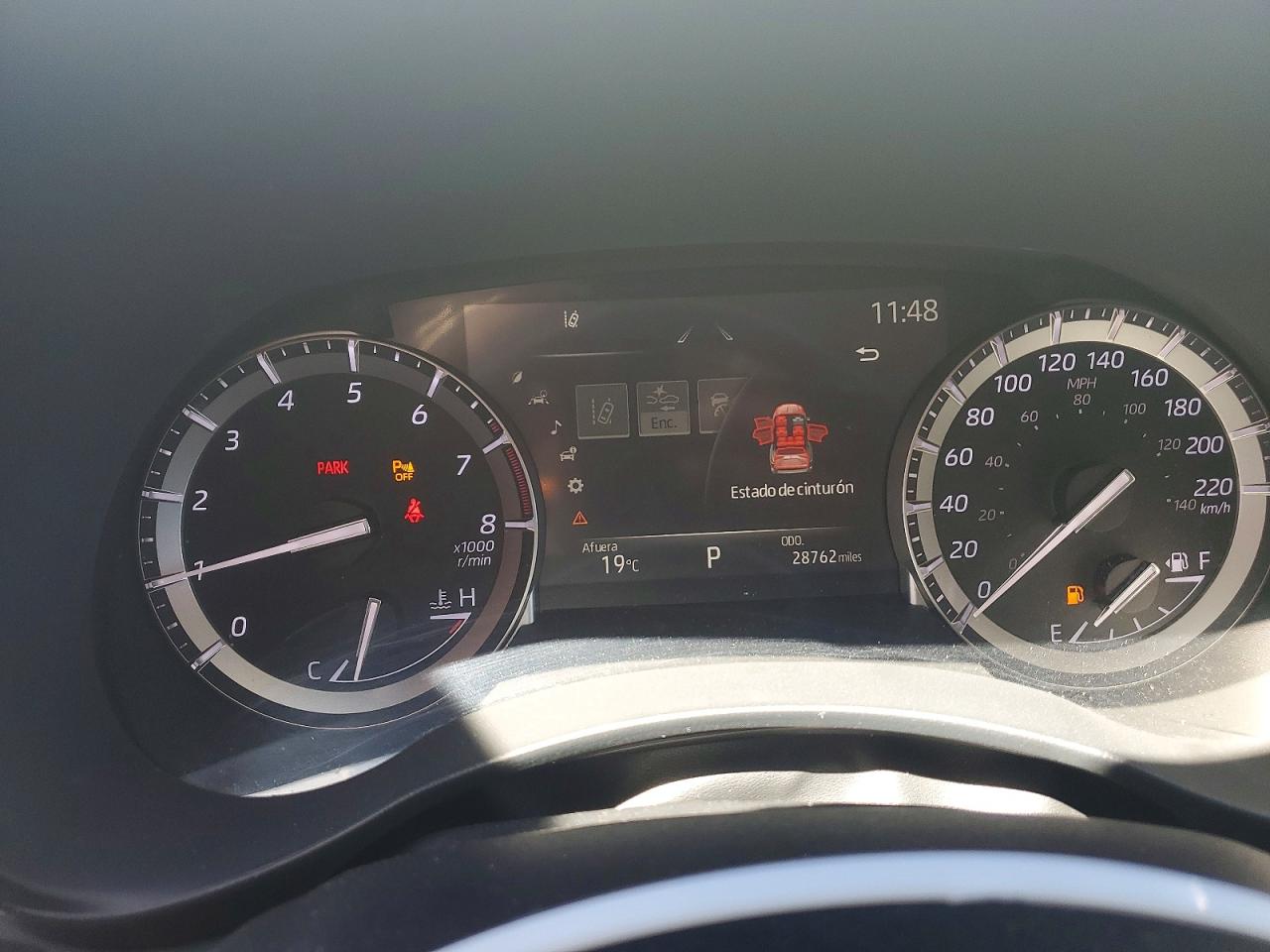 2022 Toyota Highlander VIN 5TDYZRAH2NS100834 photo 9