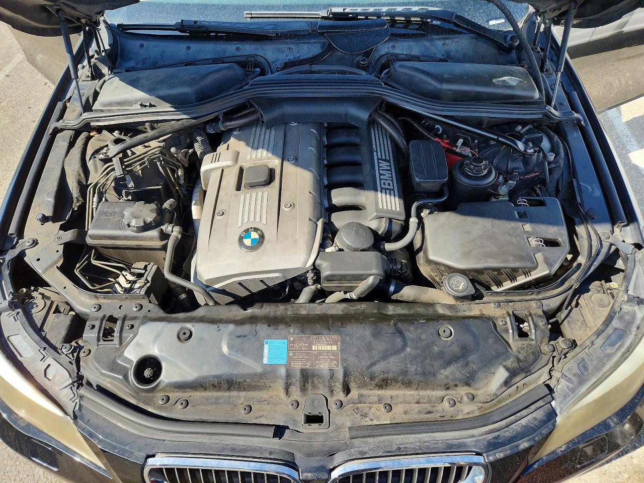 2007 BMW 5 series VIN WBANE53527CW67766 photo 11