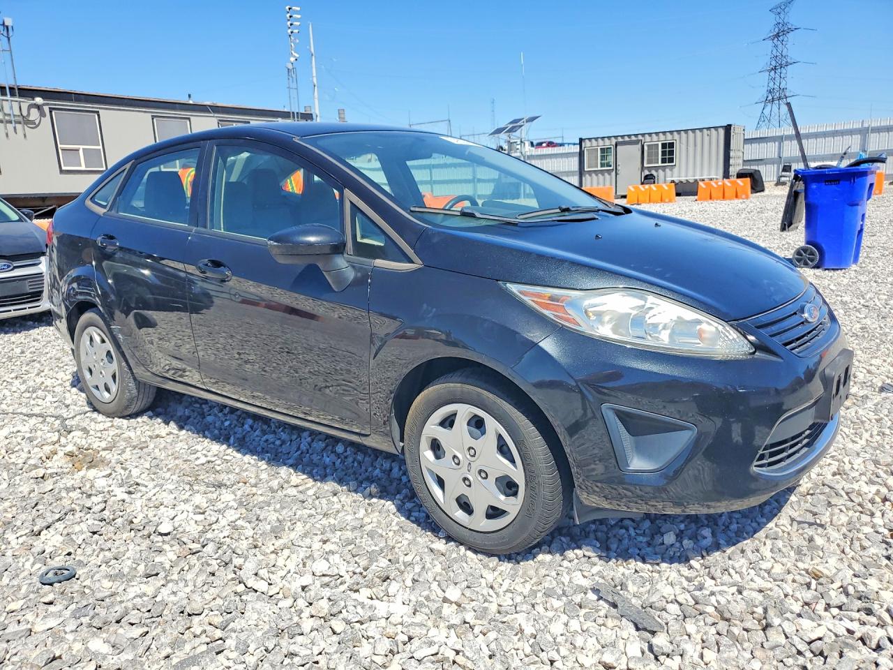 2011 Fiesta VIN 3FADP4AJ1BM225593 photo 4