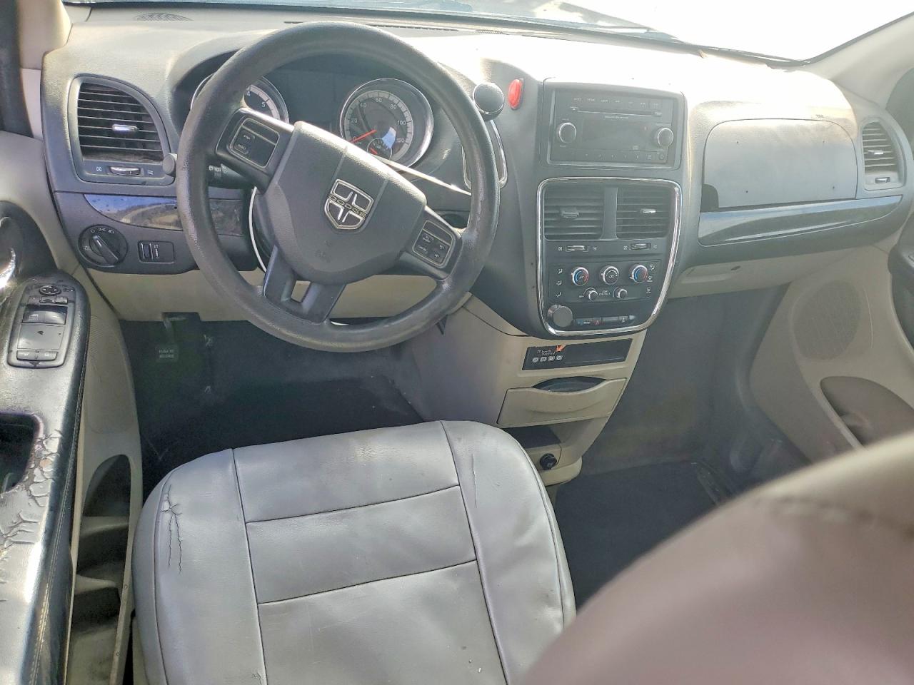 2014 EL Caravan VIN 2C7WDGBG0ER318363 photo 8