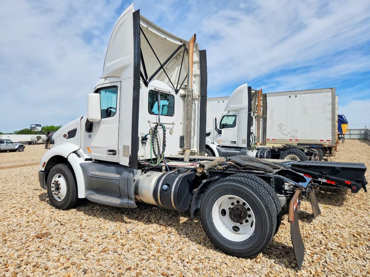 2019 PETERBILT All other VIN 1XPBA48X6KD600210 photo 3
