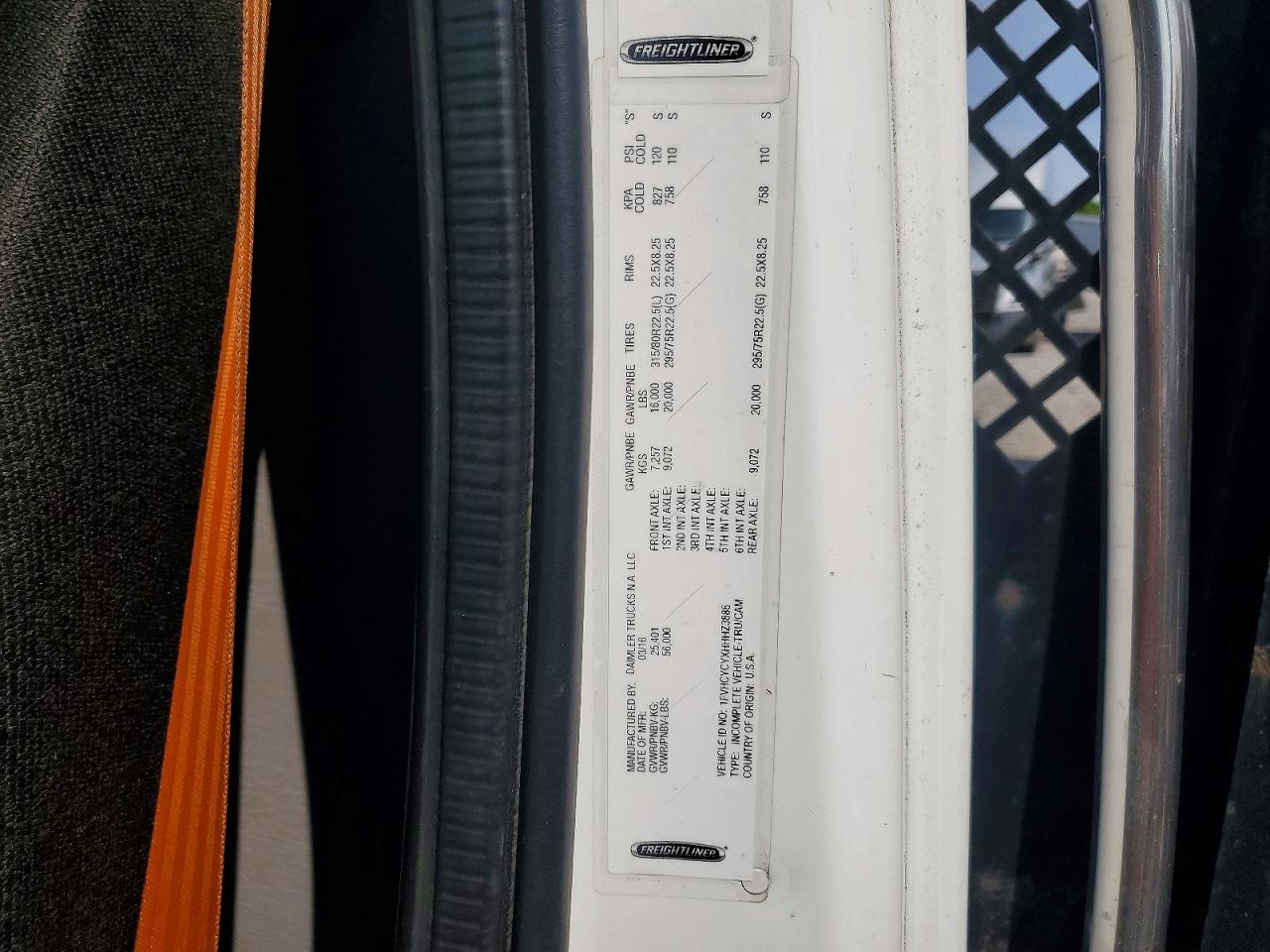 2017 FREIGHTLINER All other VIN 1FVHCYCYXHHHZ3886 photo 12