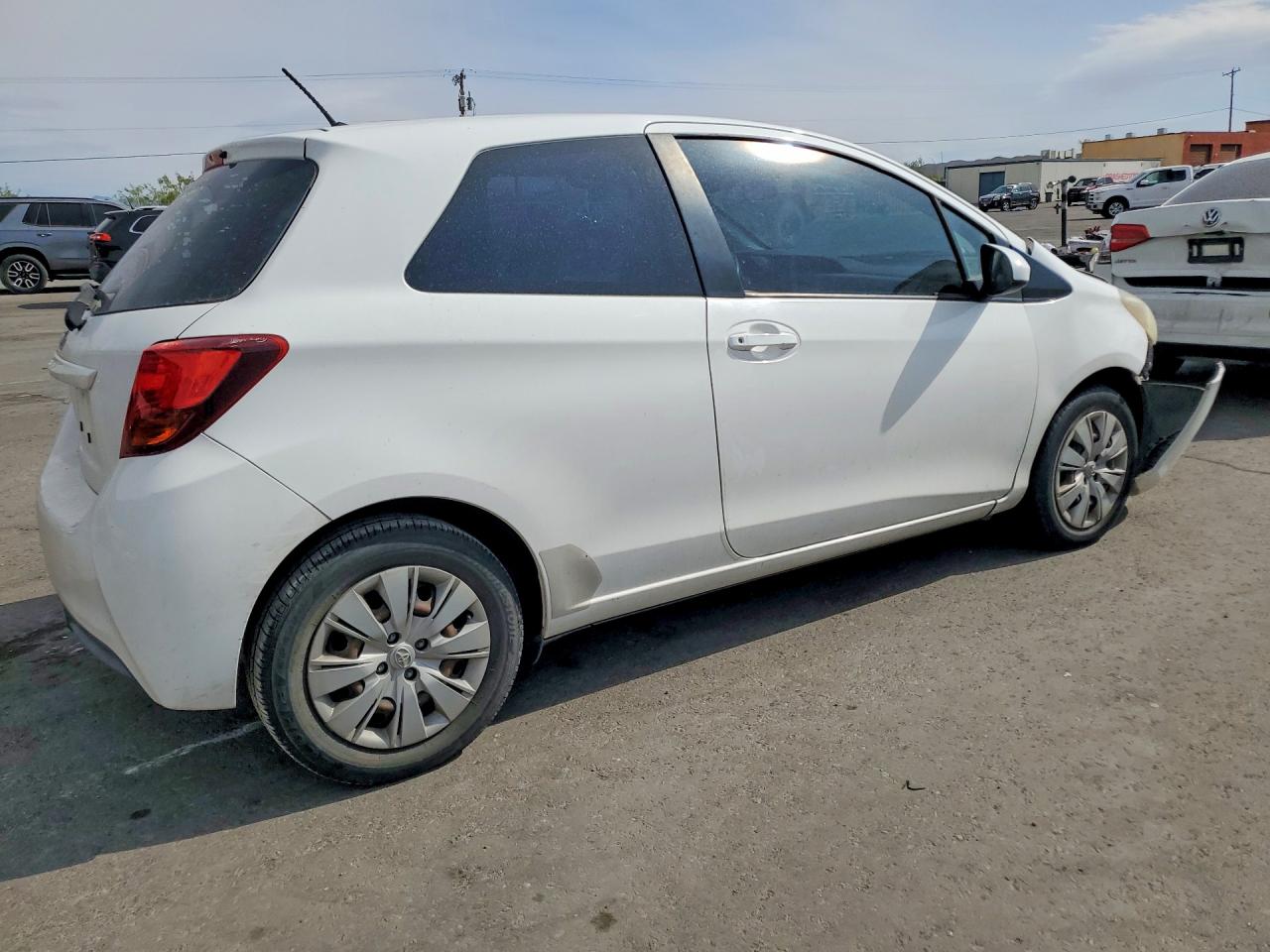 2015 Toyota Yaris VIN VNKJTUD35FA032489 photo 3