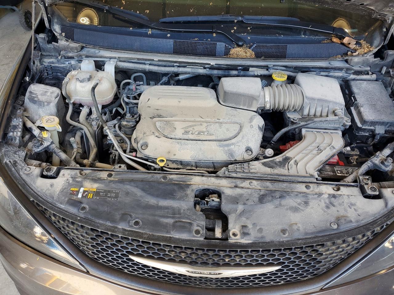 2023 CHRYSLER Minivan VIN 2C4RC1CG4PR534597 photo 12