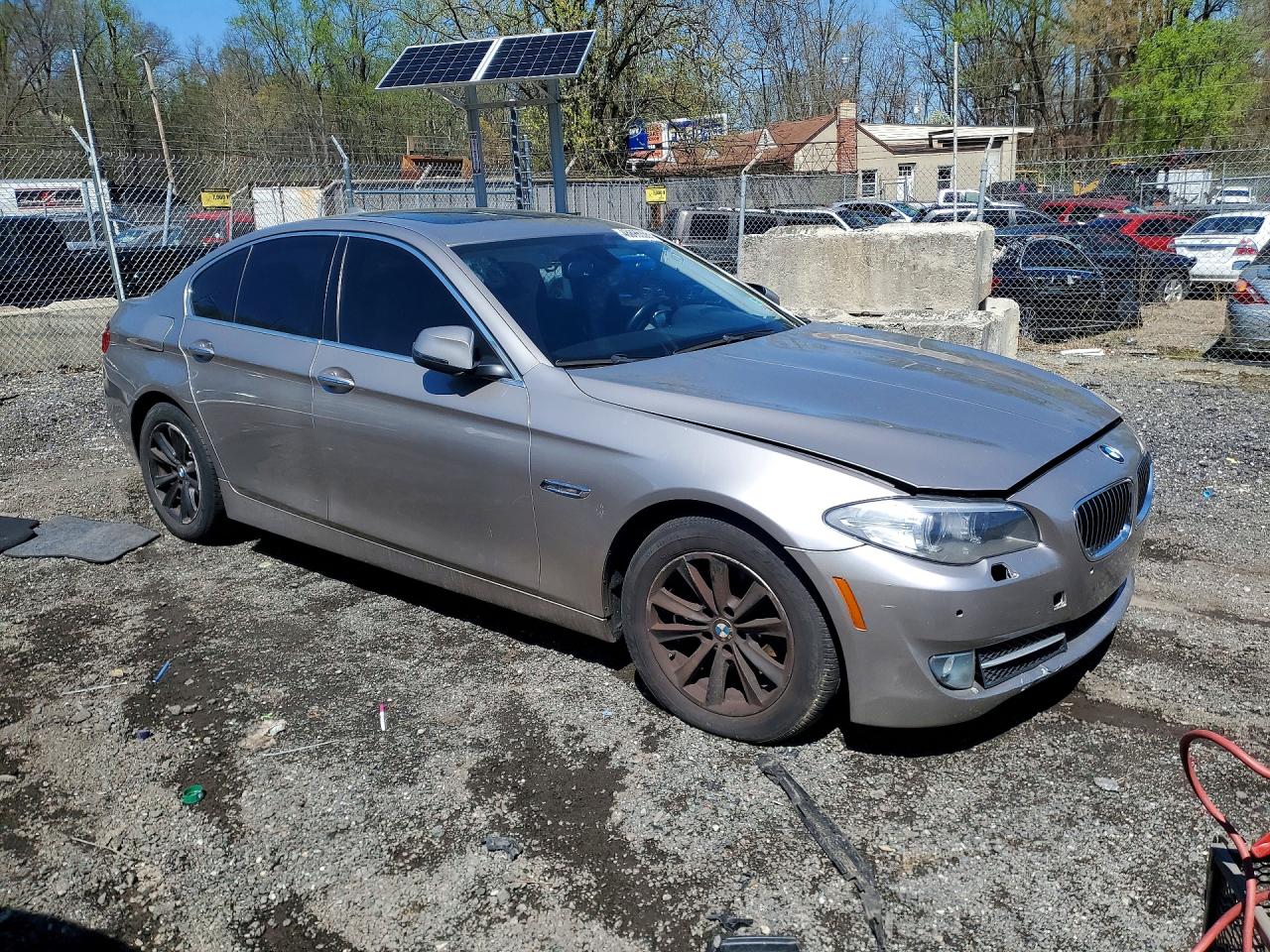 2016 BMW 5 series VIN WBA5A7C57GG644208 photo 4