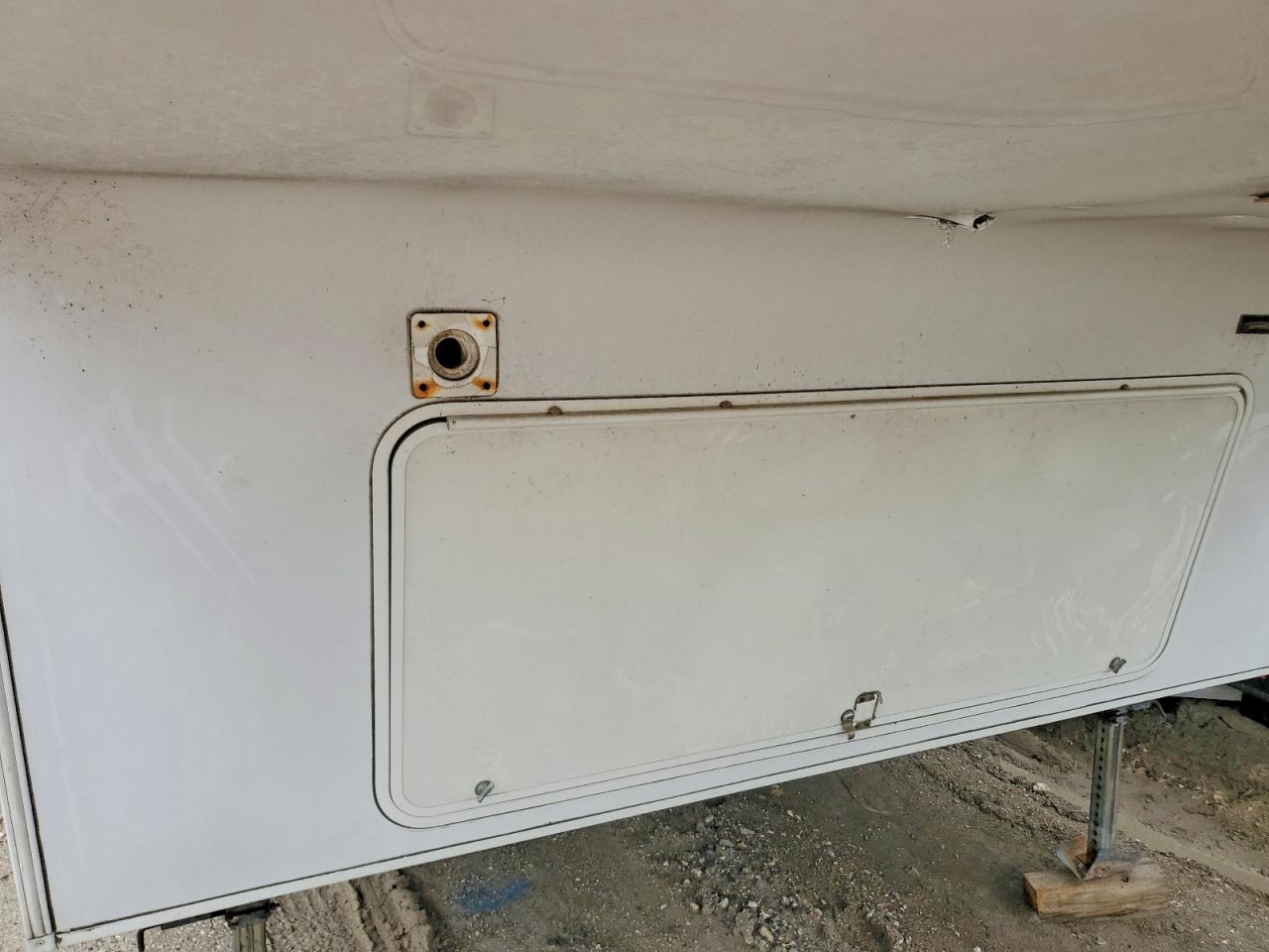 2011 DUTCHMEN VOLTAGE CAMPER VIN 47CFVTV32BC660122 photo 8