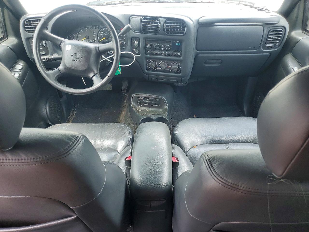 2001 Chevrolet Blazer VIN 1GNCS13W812184386 photo 8