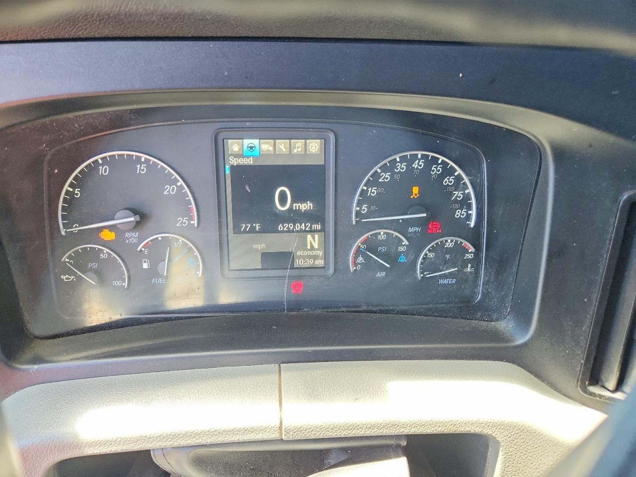 2020 FREIGHTLINER All other VIN 3AKJHHDR1LSLH8781 photo 8