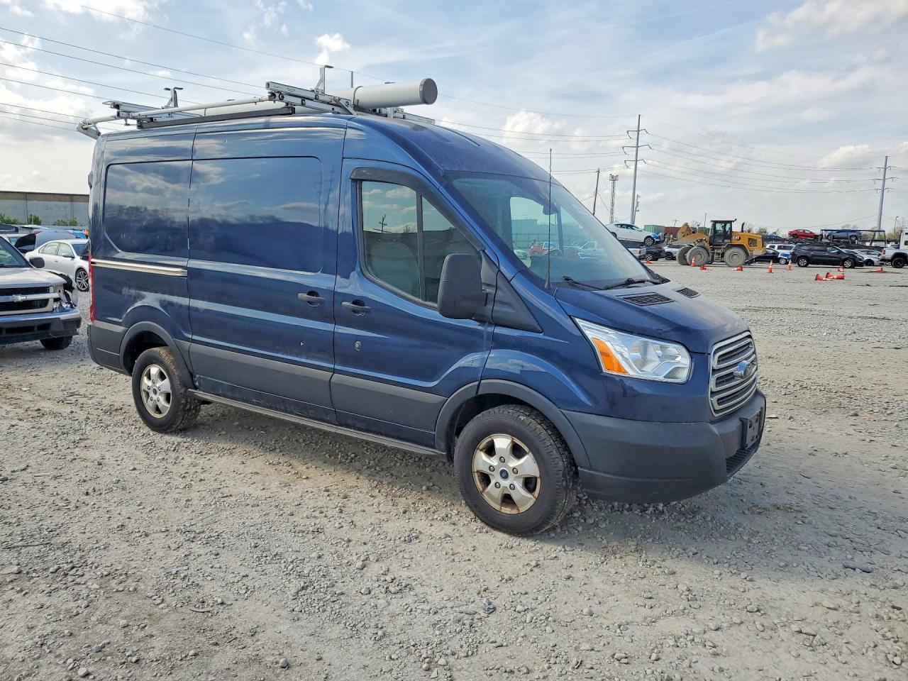 2019 Ford Transit VIN 1FTYR1CV6KKA52343 photo 4