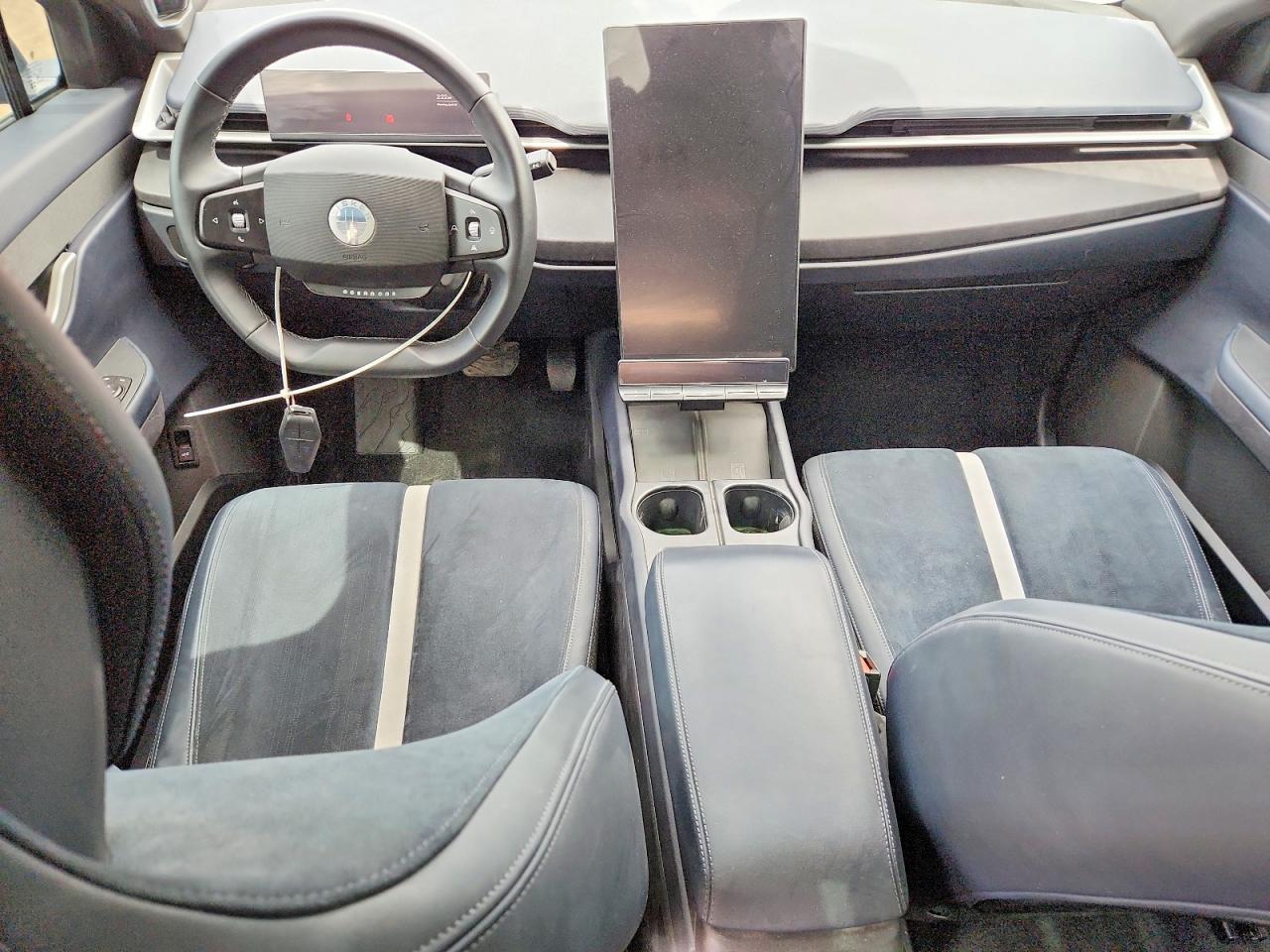 2023 FISKER All other VIN VCF1ZBU29PG004941 photo 8