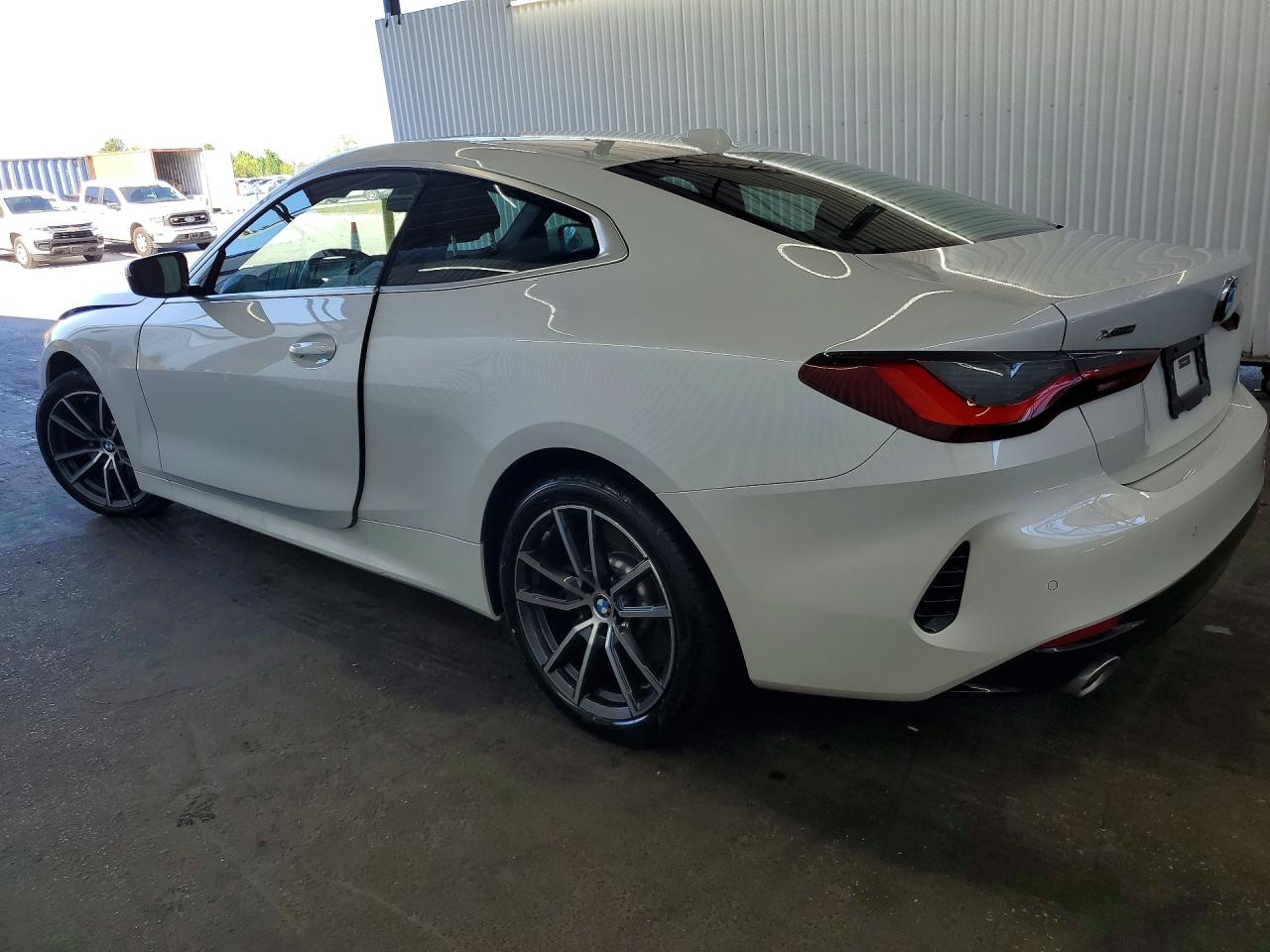 2026 BMW 4 series VIN WBA63DA00TCW36103 photo 2