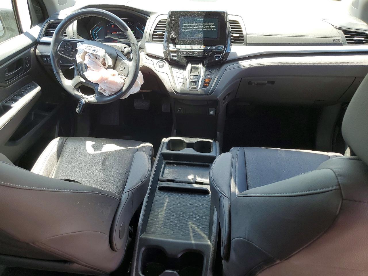 2024 Honda Odyssey VIN 5FNRL6H63RB020767 photo 8