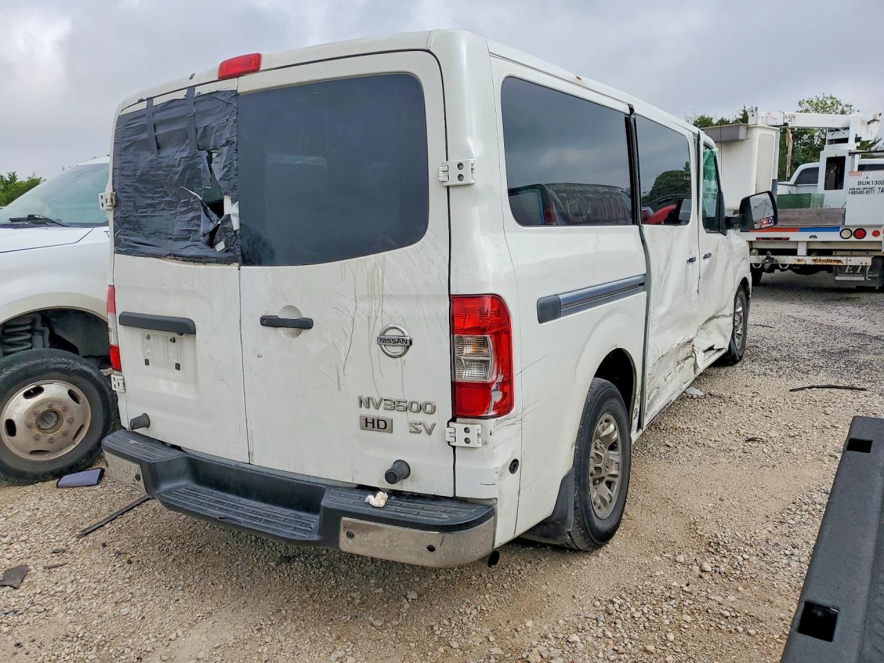 2016 Nissan Nv 3500 hd VIN 5BZBF0AA1GN850912 photo 3