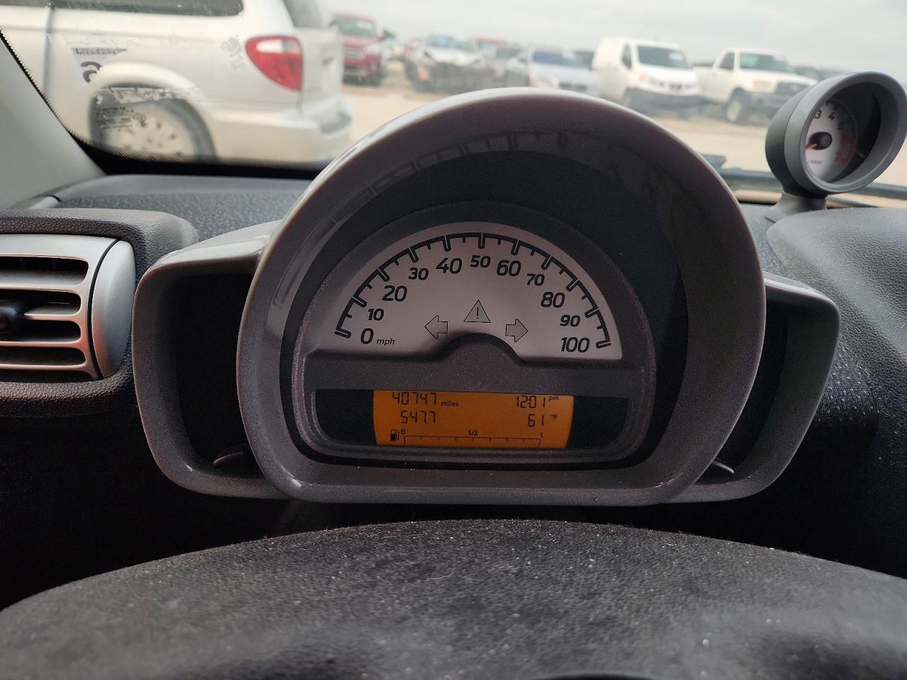 2009 Smart Fortwo VIN WMEEK31X69K241867 photo 9