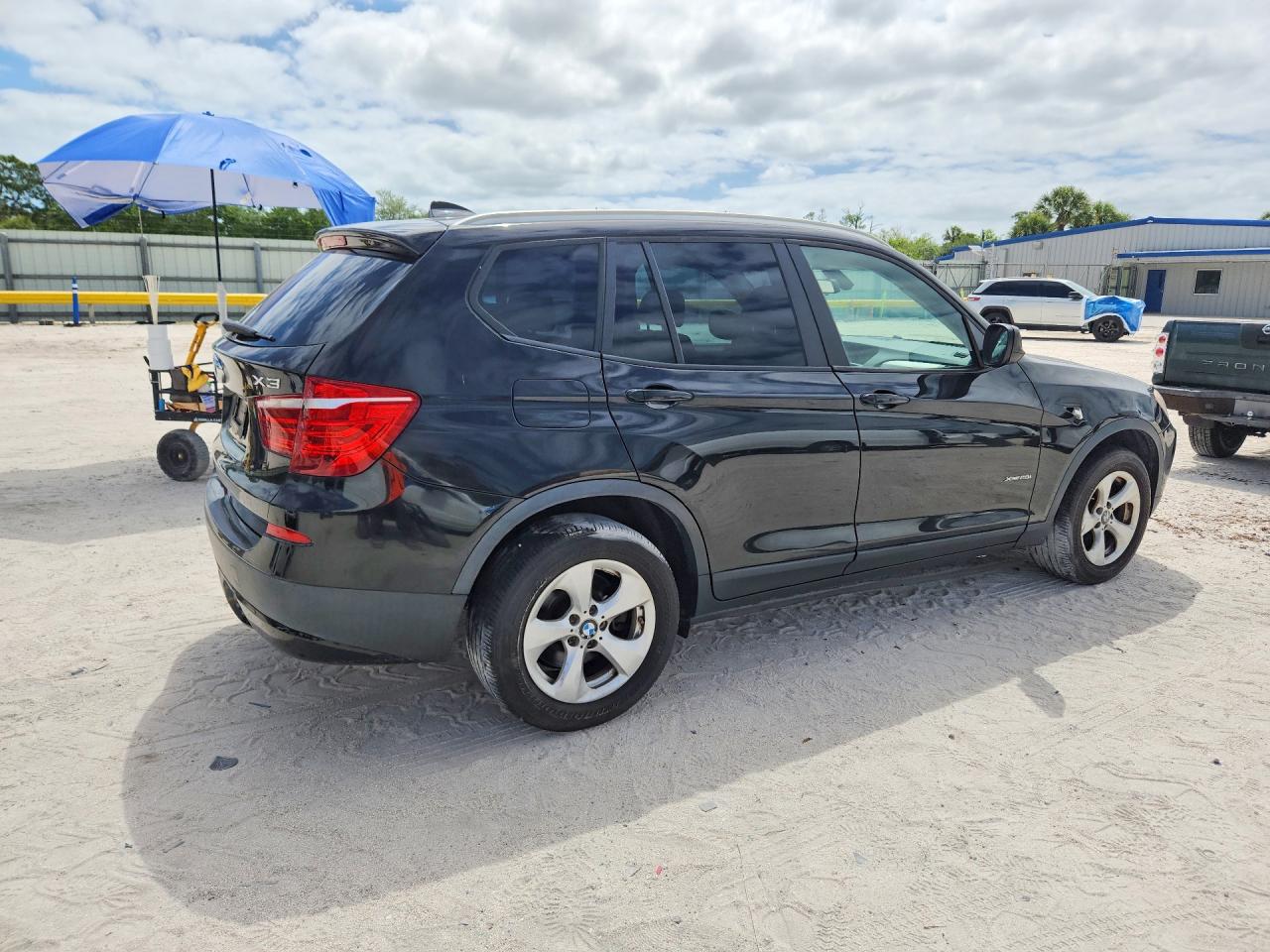 2012 BMW X3 VIN 5UXWX5C5XCL717923 photo 3