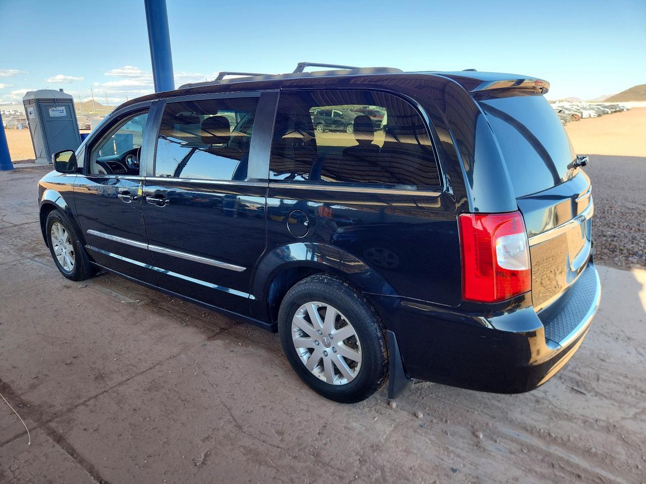 2016 CHRYSLER Minivan VIN 2C4RC1BG5GR148076 photo 2