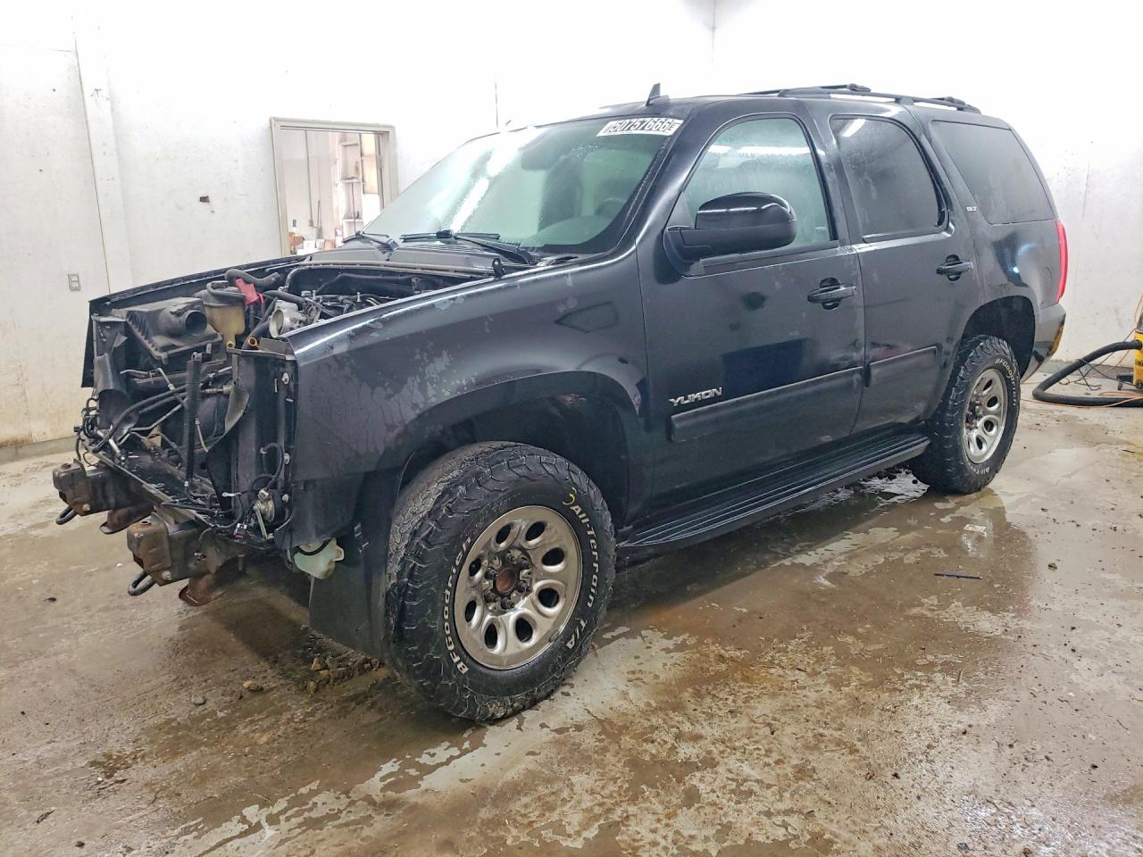 2014 GMC Yukon VIN 1GKS1CE03ER238092 photo 1